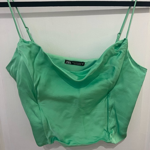 Green Zara satin top - Picture 2 of 4